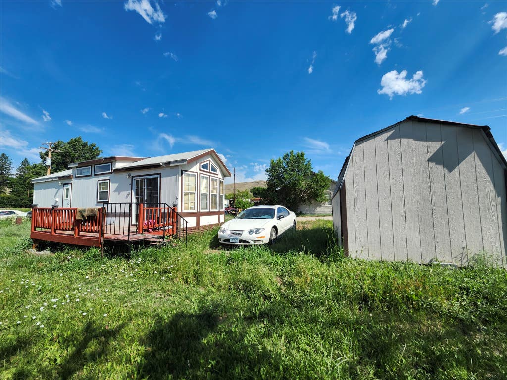 Photo of 207, 209, 211, 211 1 A Street, Hot Springs, MT 59845 (MLS # 30075183)