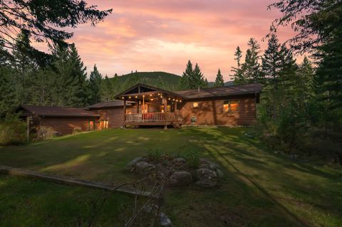Photo of 176 Blaine Ridge Road, Kalispell, MT 59901 (MLS # 30051002)