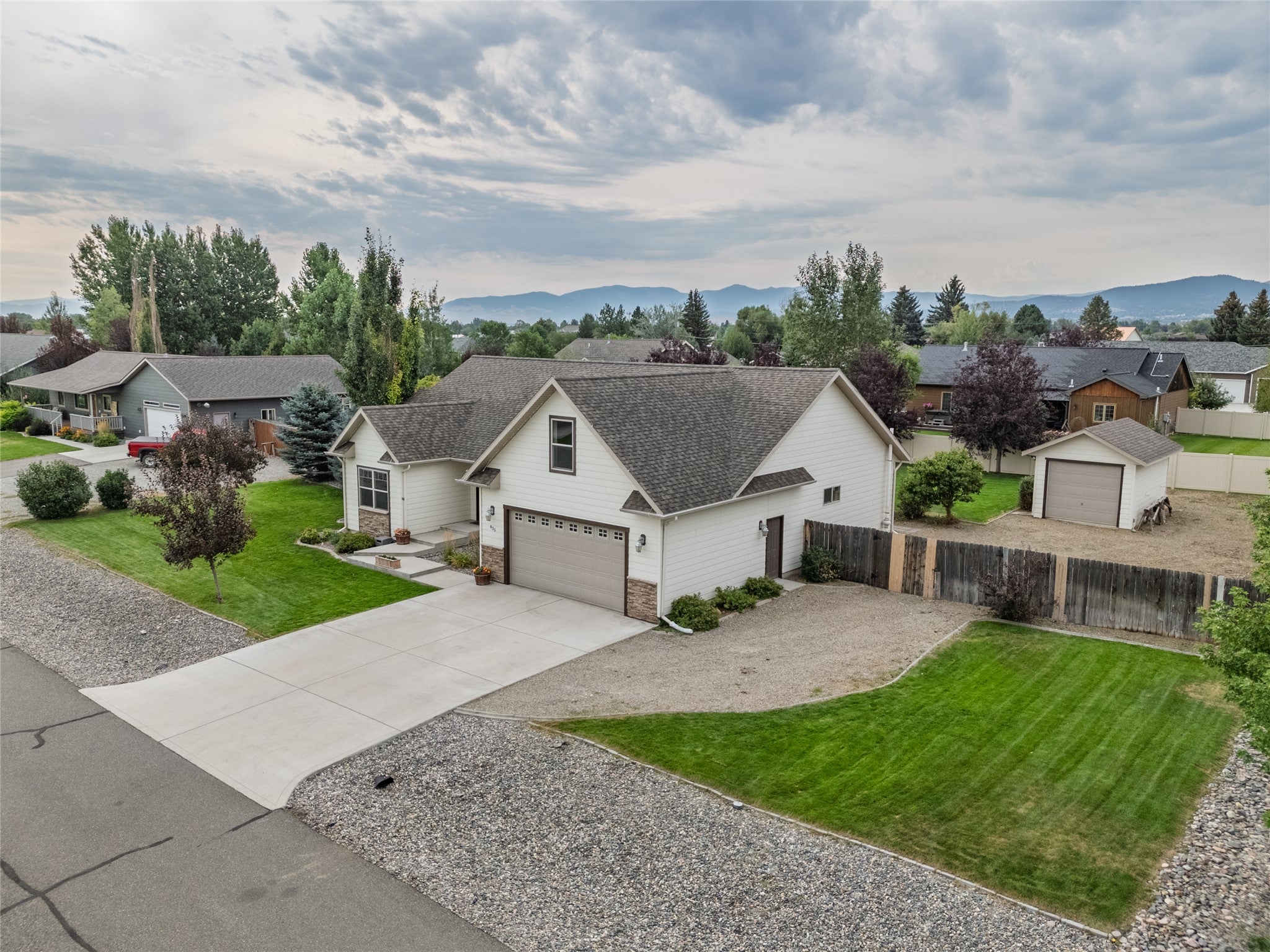 835 Cap Road