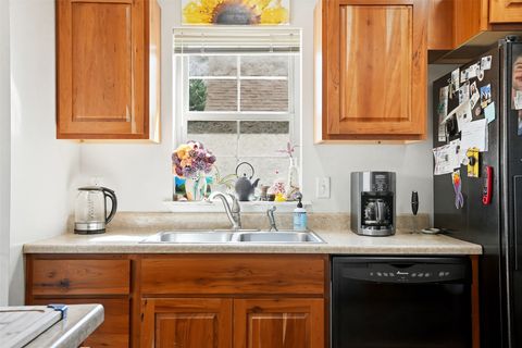 Tiny photo for 2406 Dixon Avenue, Missoula, MT 59801 (MLS # 30070765)