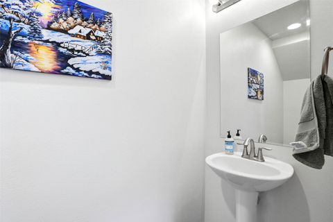 Tiny photo for 2406 Dixon Avenue, Missoula, MT 59801 (MLS # 30070765)