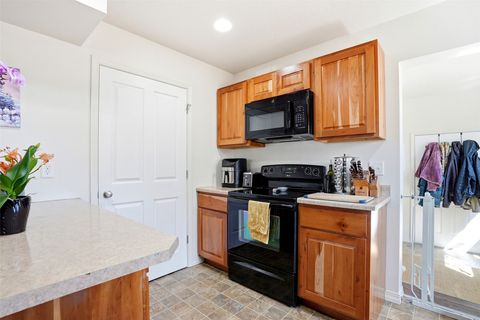 Tiny photo for 2406 Dixon Avenue, Missoula, MT 59801 (MLS # 30070765)