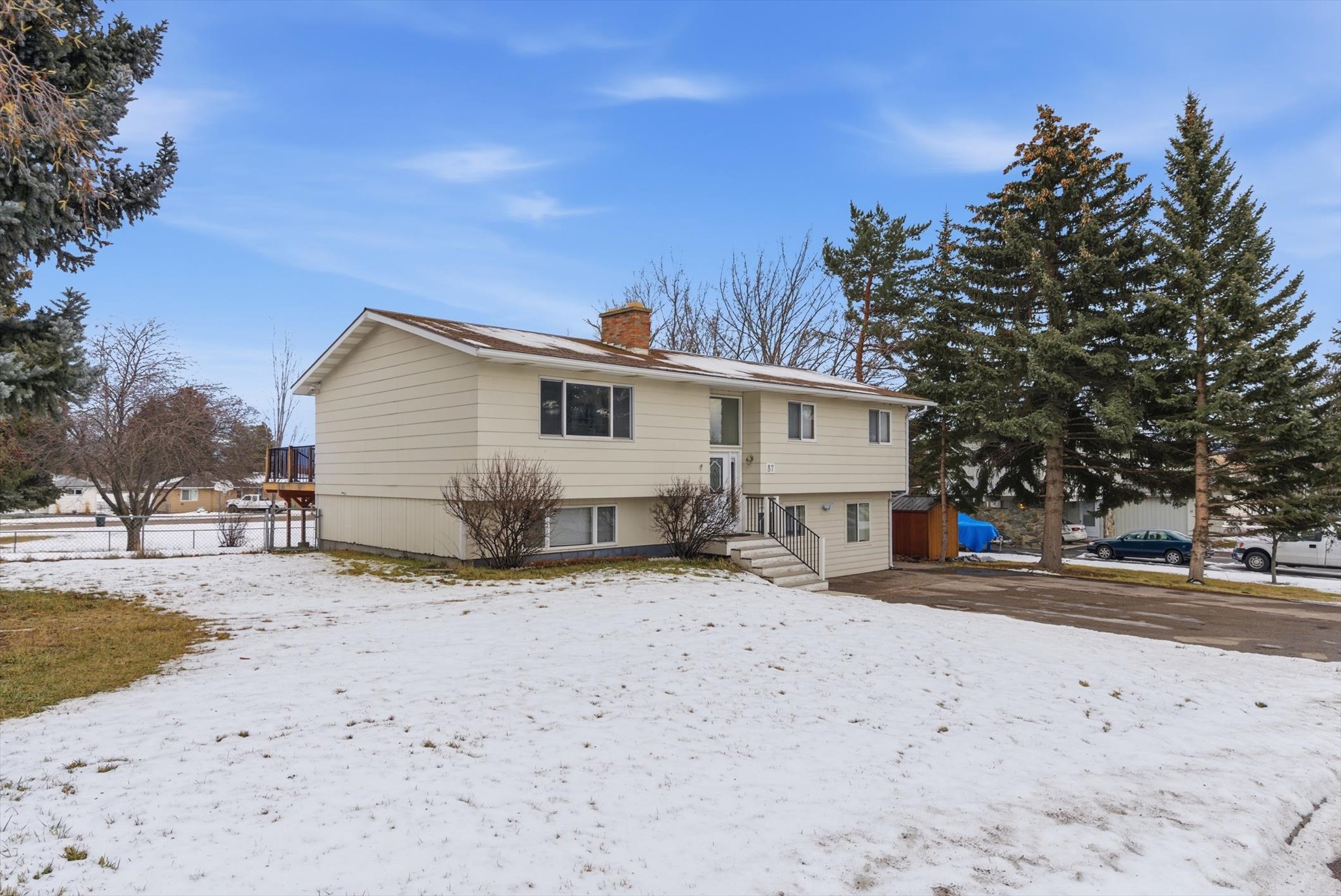 87 Northern LIghts Boulevard