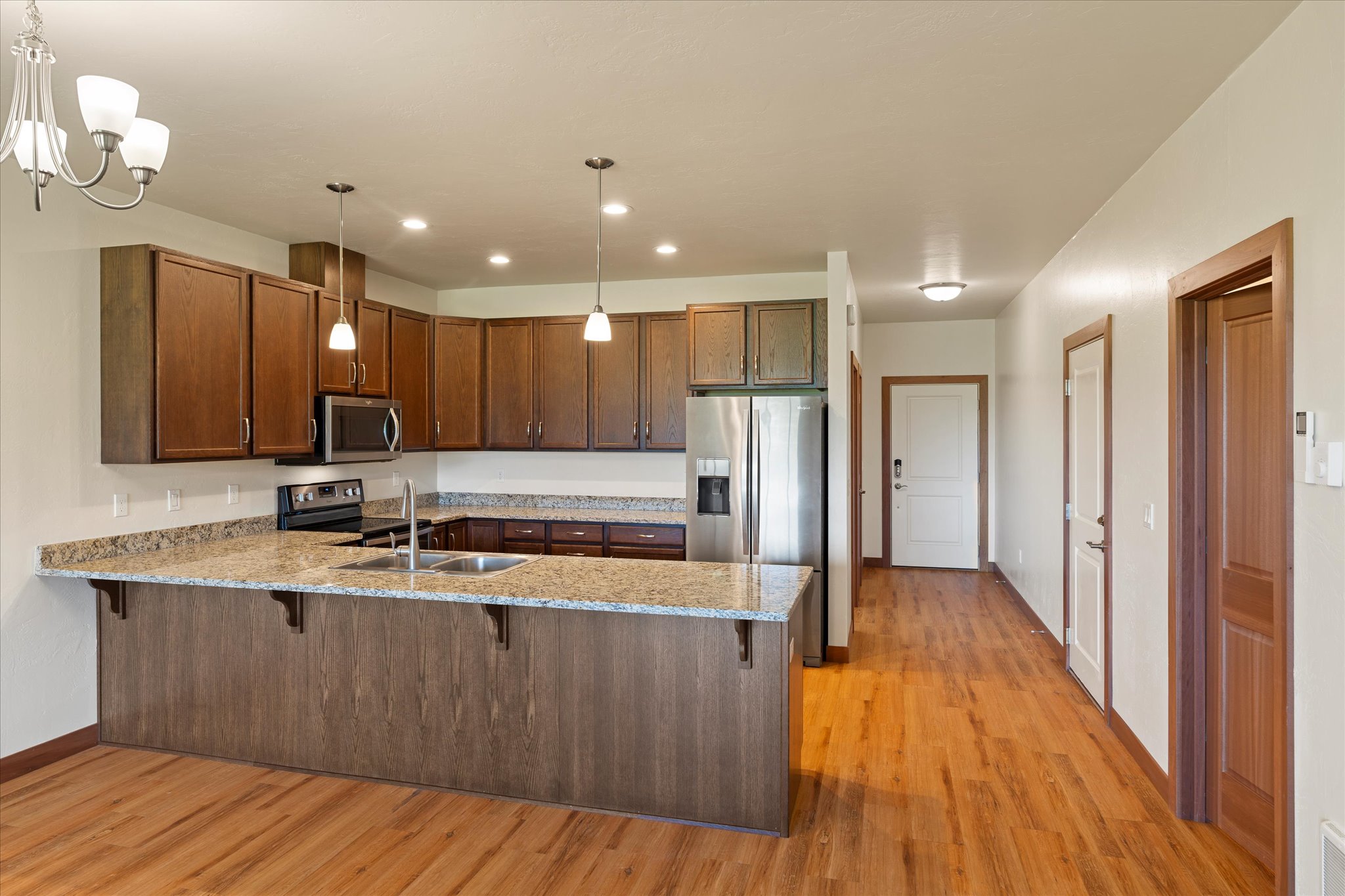 525 Eisenhower Street SE 525