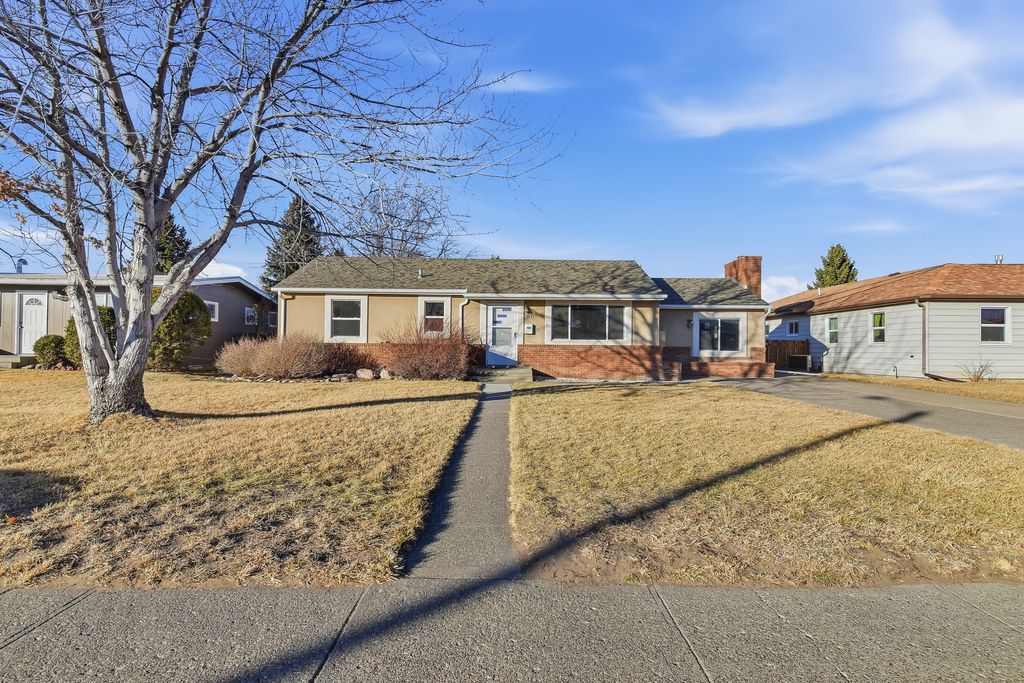 Photo of 3633 9th Avenue S, Great Falls, MT 59405 (MLS # 30066225)