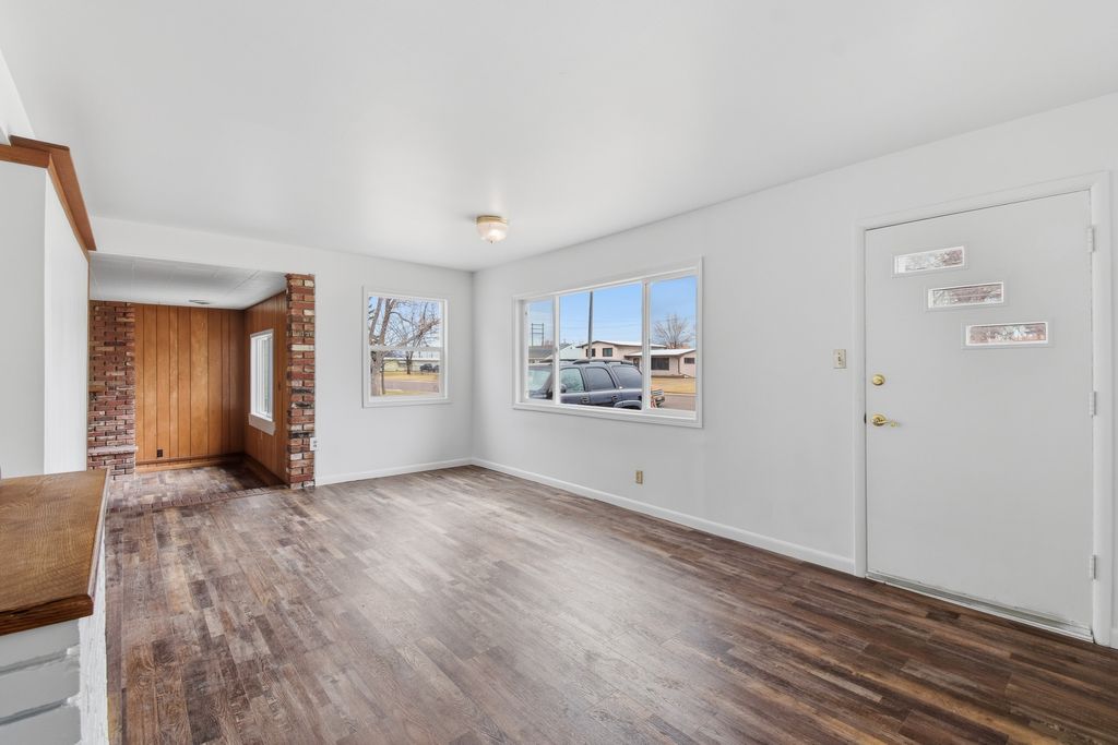 Photo of 3633 9th Avenue S, Great Falls, MT 59405 (MLS # 30066225)