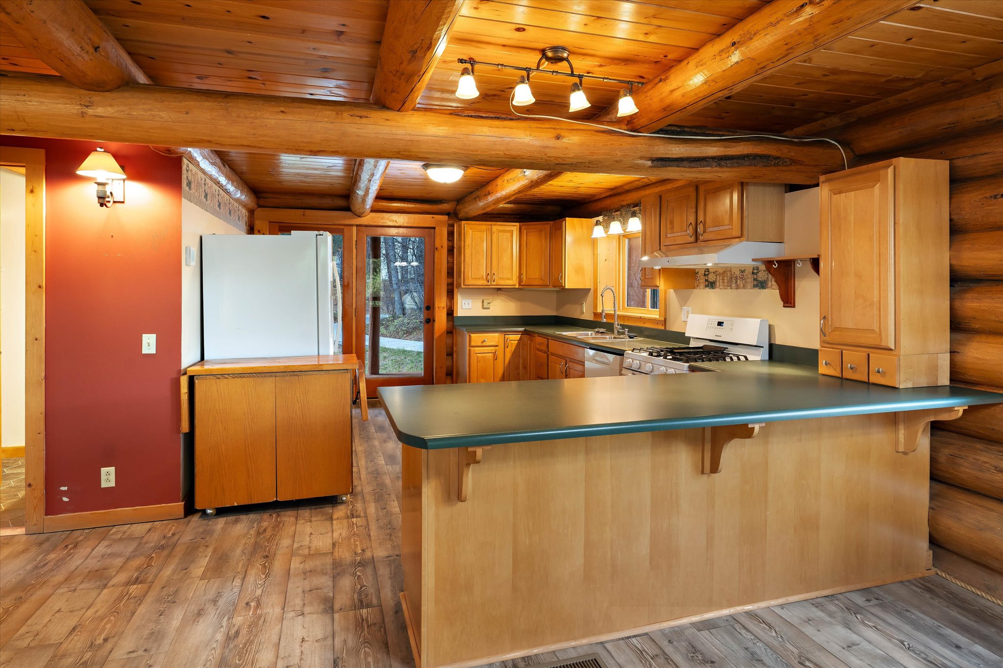 Rexford, Montana 59930, United States, 3 Bedrooms Bedrooms, ,2 BathroomsBathrooms,Residential,Active,240704