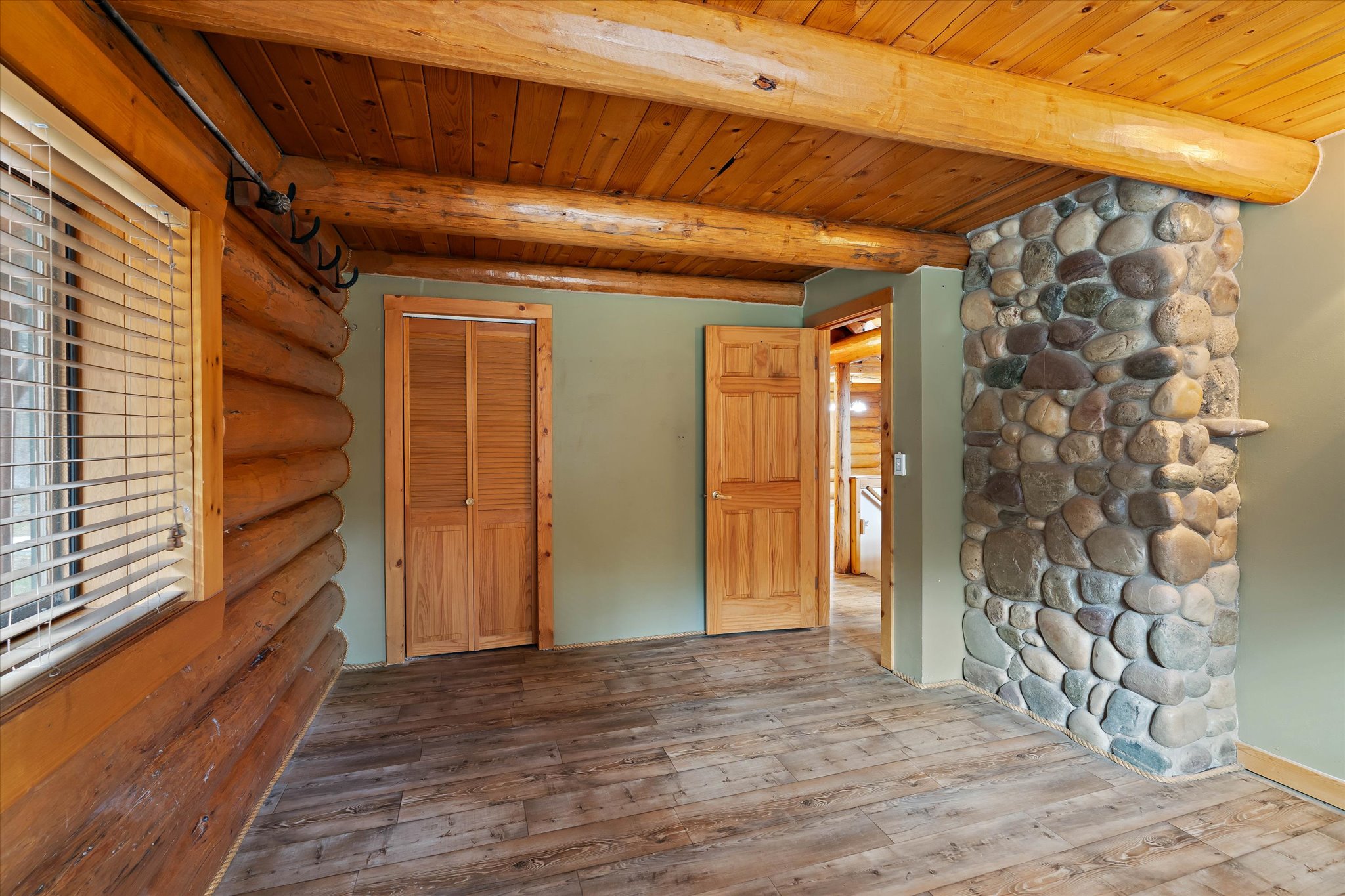 Rexford, Montana 59930, United States, 3 Bedrooms Bedrooms, ,2 BathroomsBathrooms,Residential,Active,240704