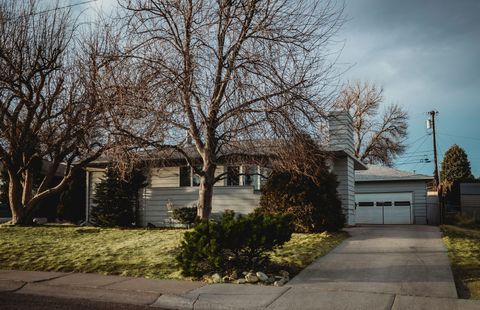 Photo of 529 22nd Avenue NE, Great Falls, MT 59404 (MLS # 30066371)