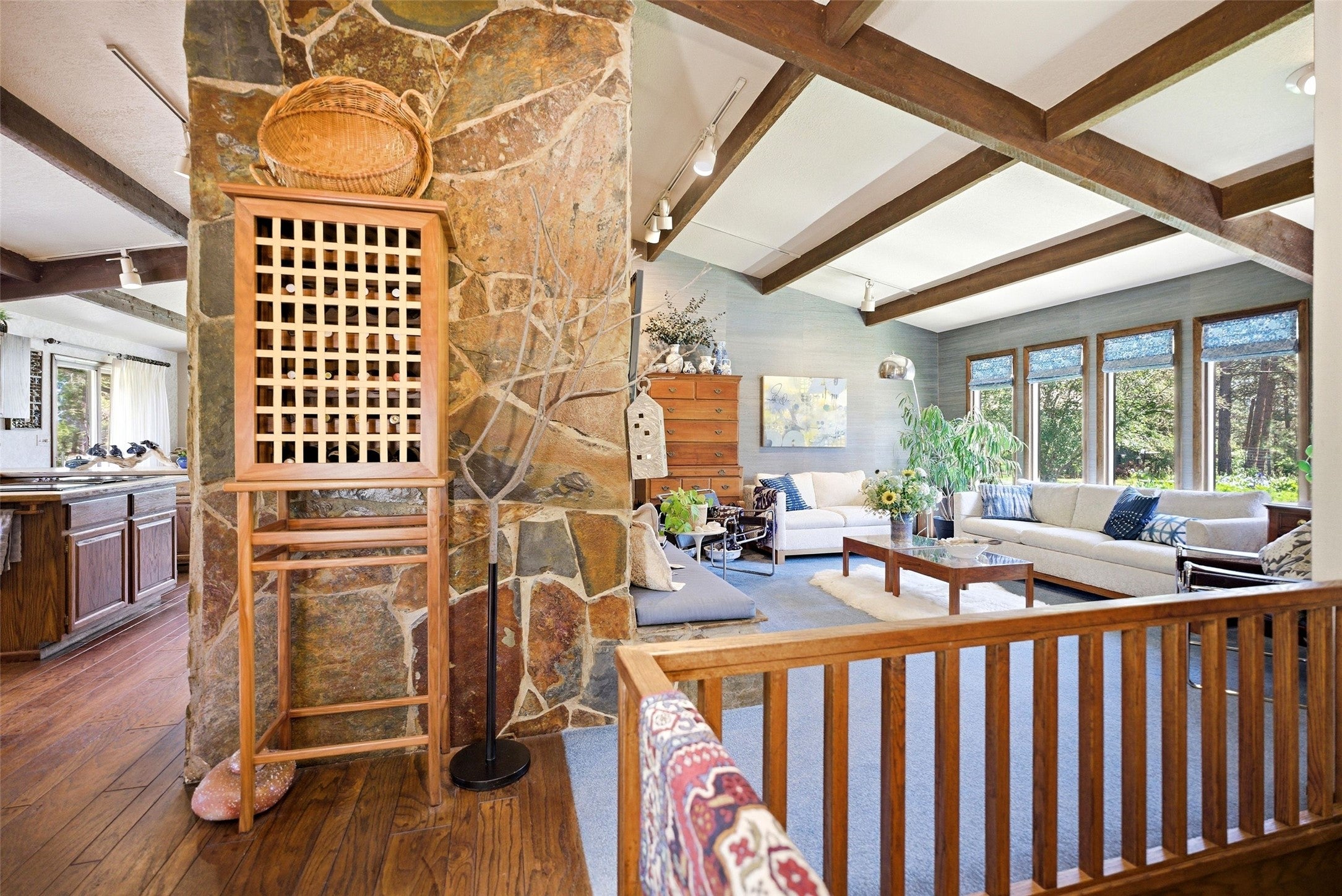 5545 Skyway Drive
