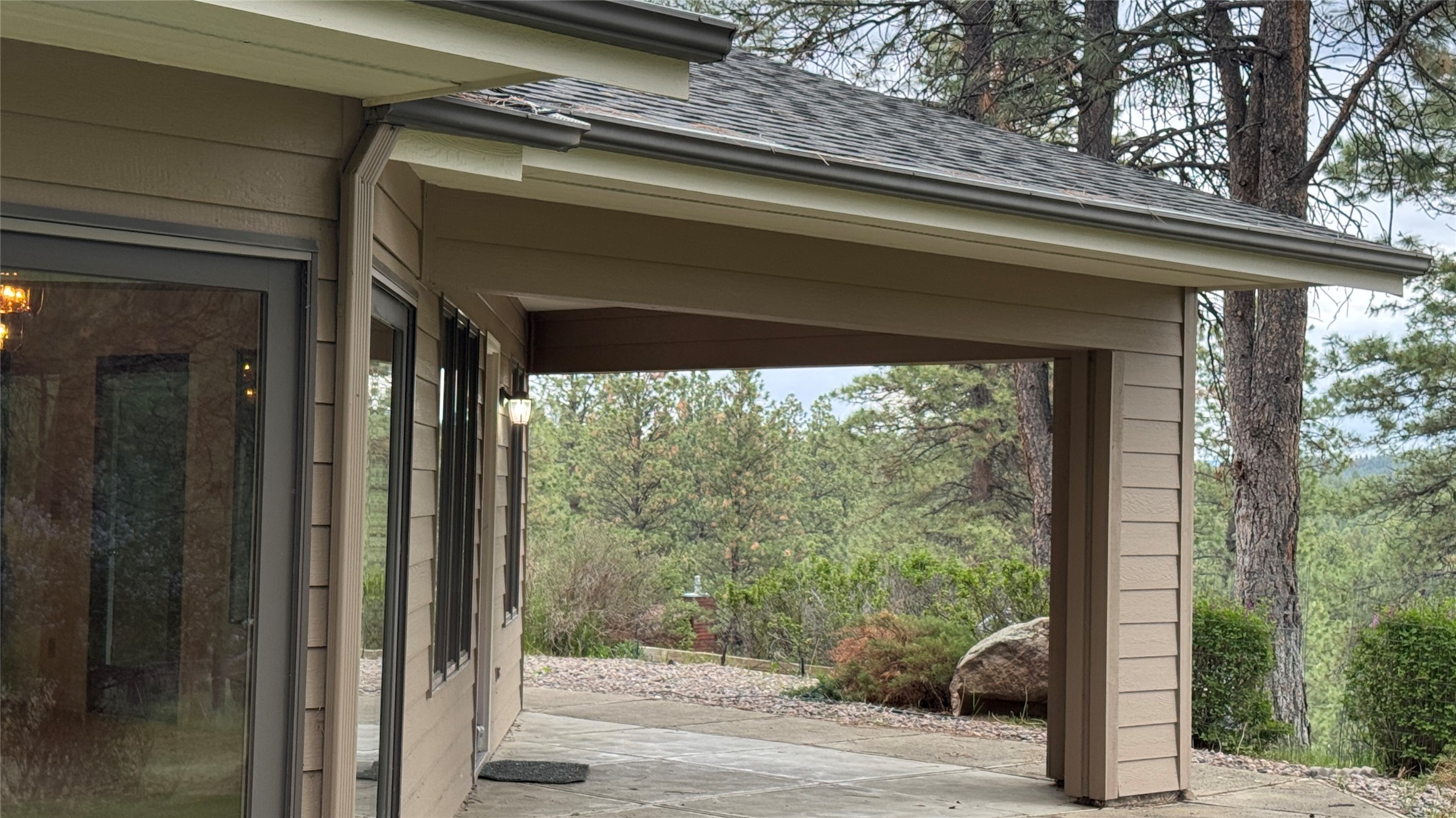 10 Pine Ridge Circle