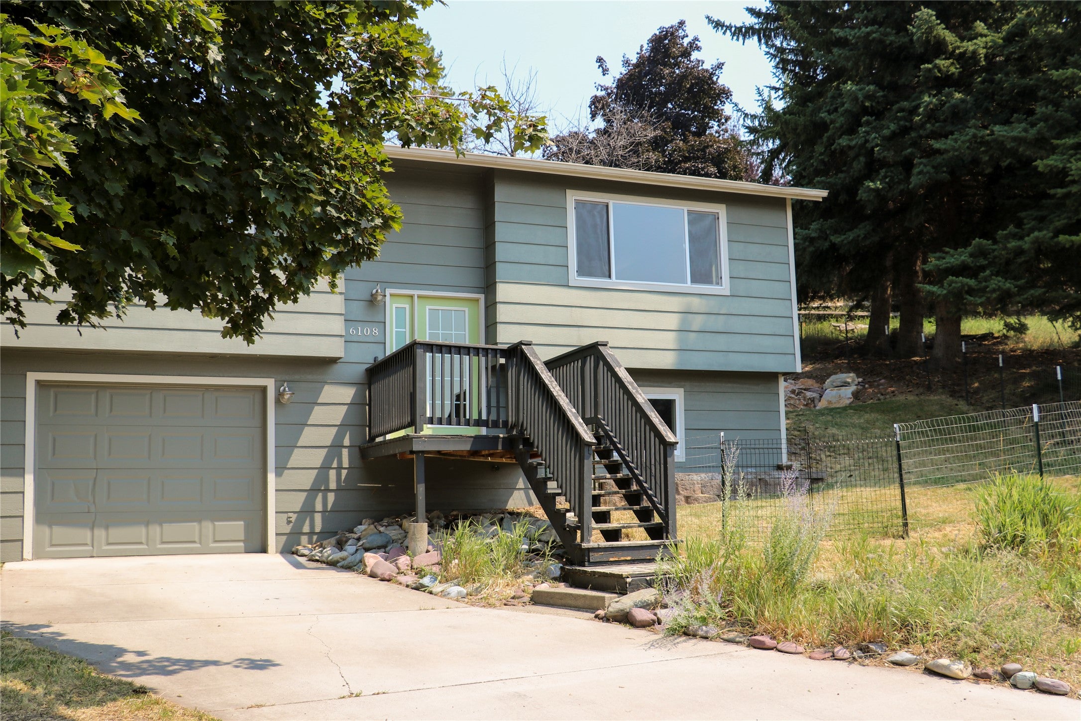 6108 Mainview Drive