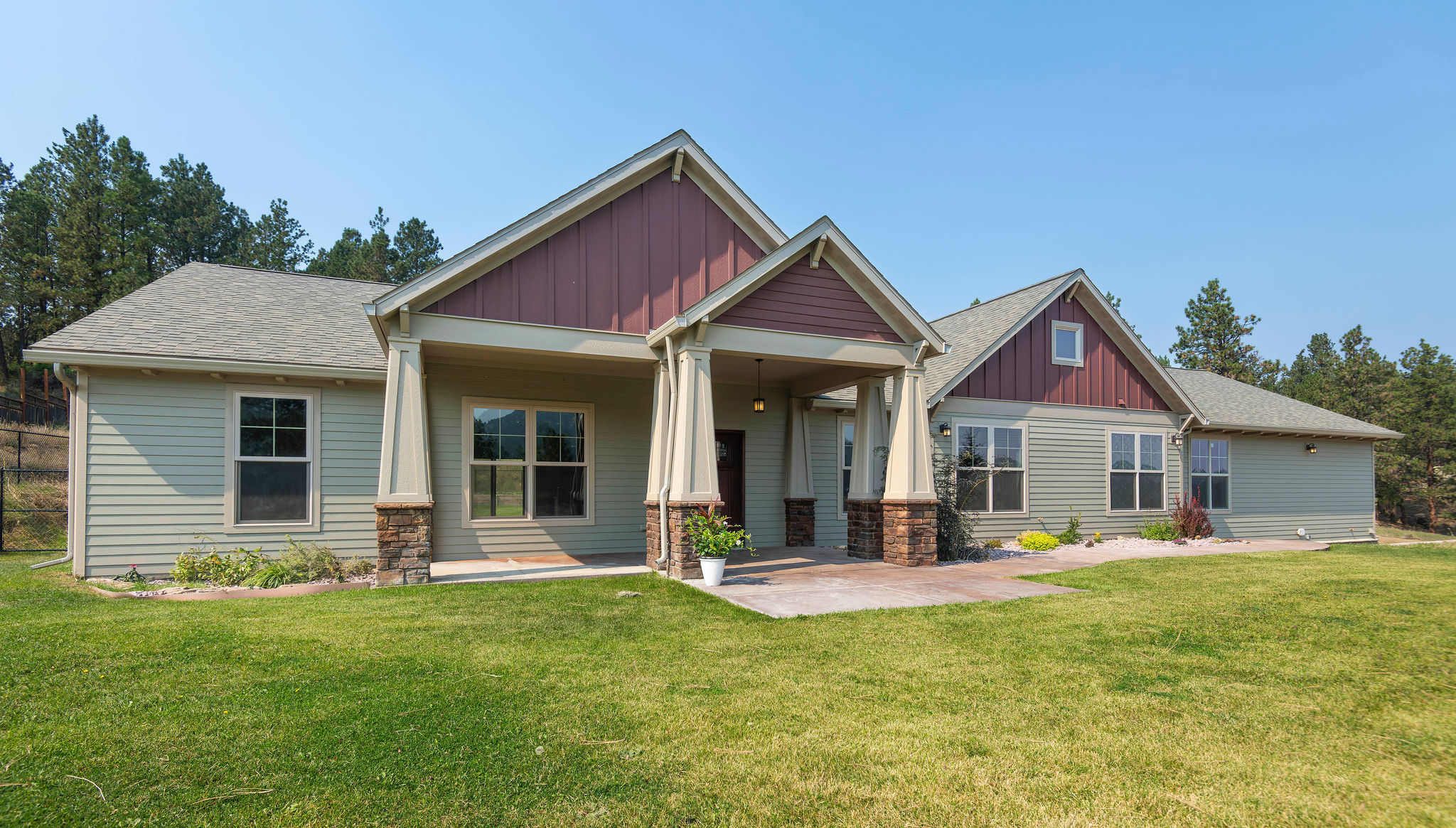 6 Rolling Stone Lane