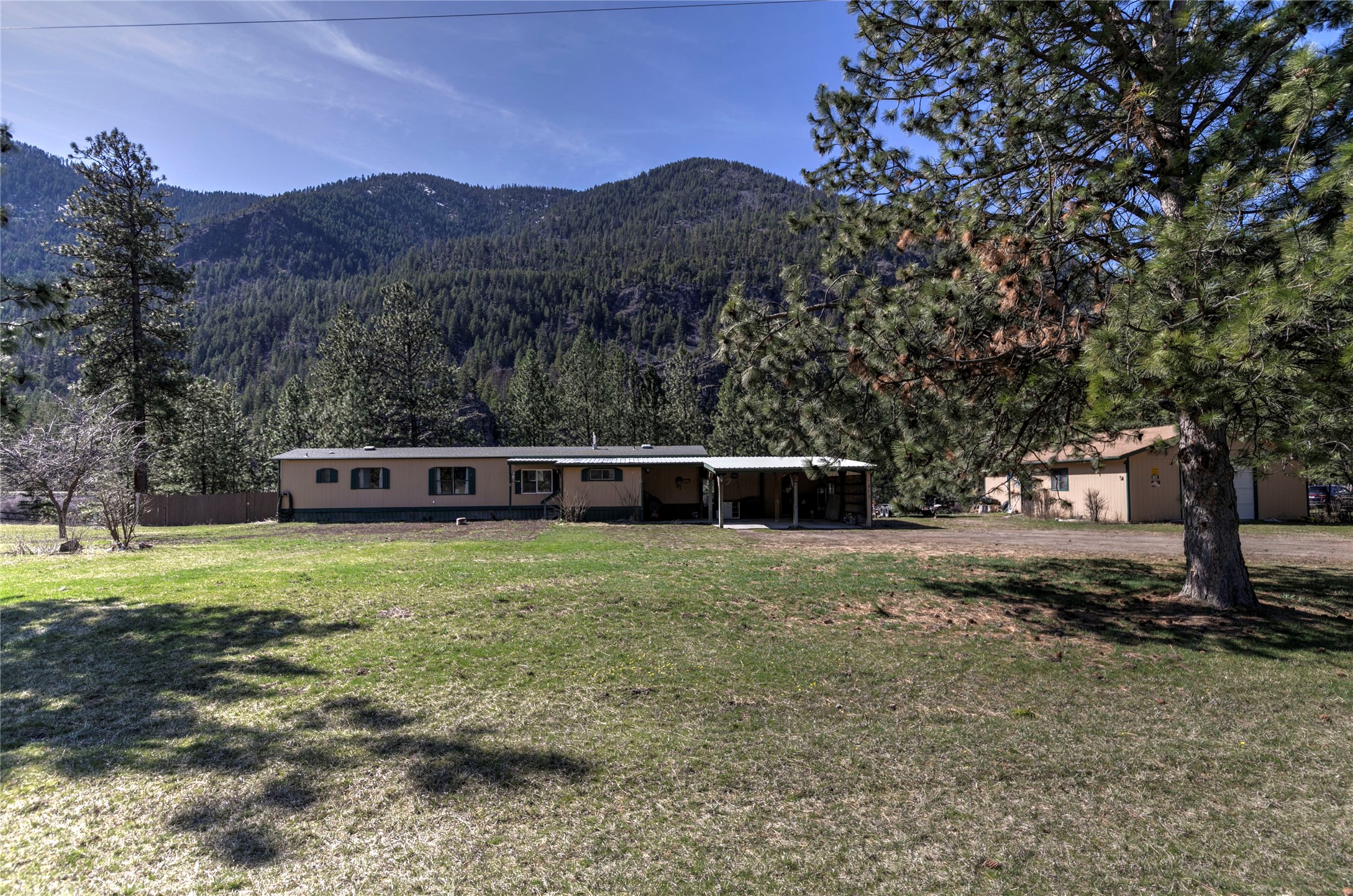 415 S Frontage Road W