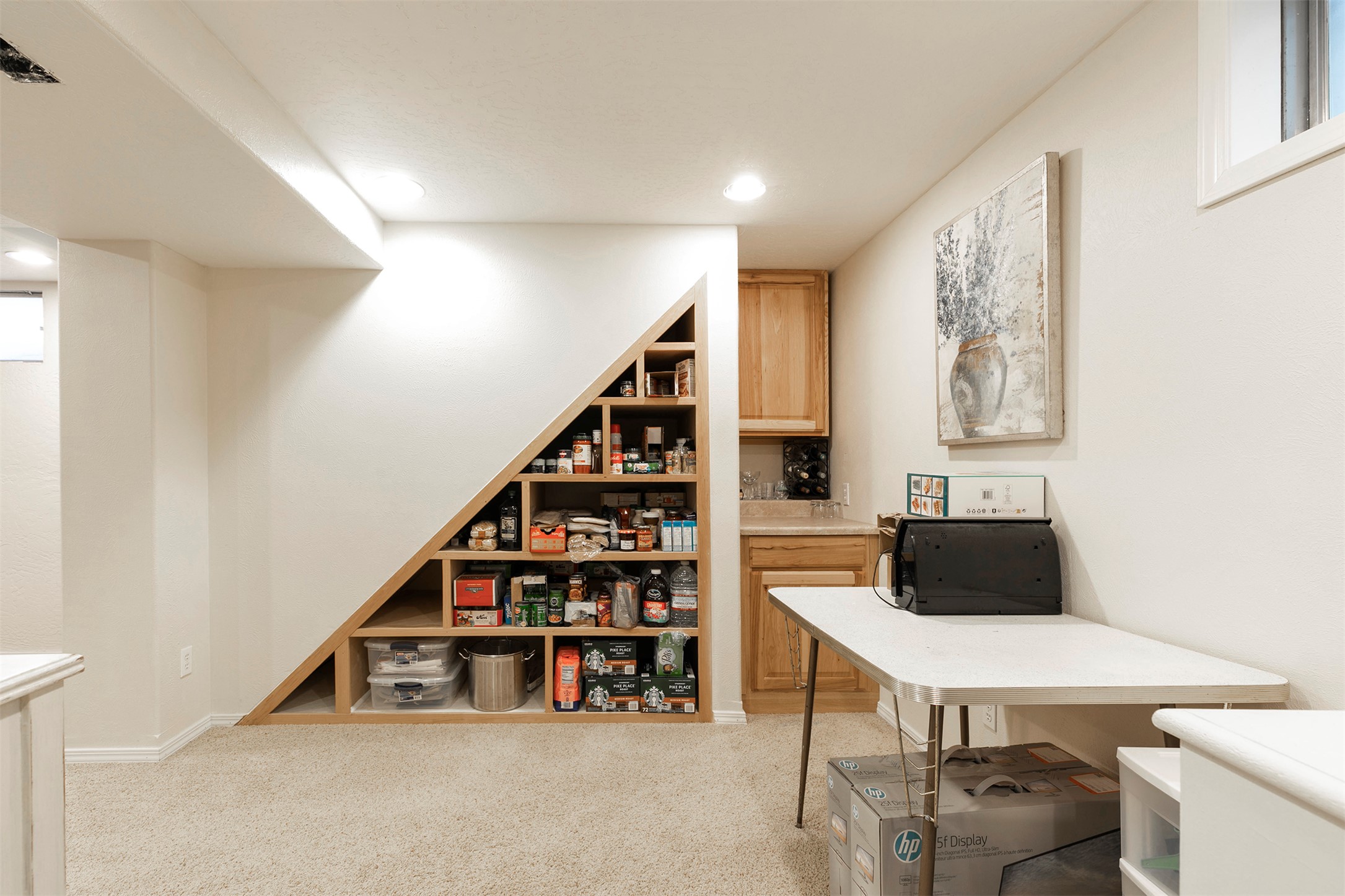 Lolo, Montana 59847, United States, 5 Bedrooms Bedrooms, ,2 BathroomsBathrooms,Residential,Pending,125199