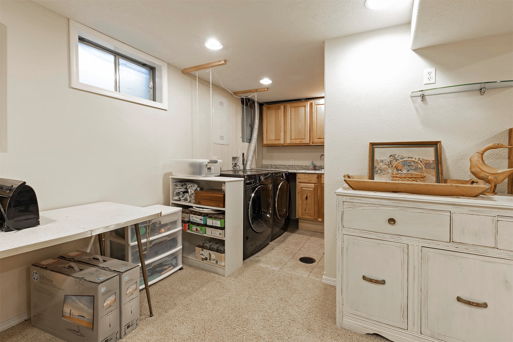 Lolo, Montana 59847, United States, 5 Bedrooms Bedrooms, ,2 BathroomsBathrooms,Residential,Pending,125199