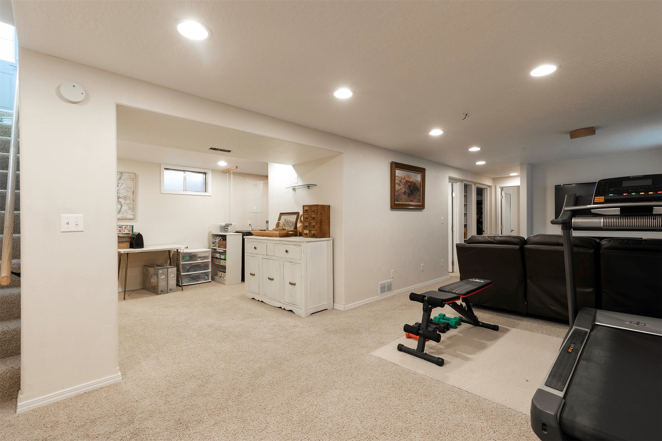 Lolo, Montana 59847, United States, 5 Bedrooms Bedrooms, ,2 BathroomsBathrooms,Residential,Pending,125199