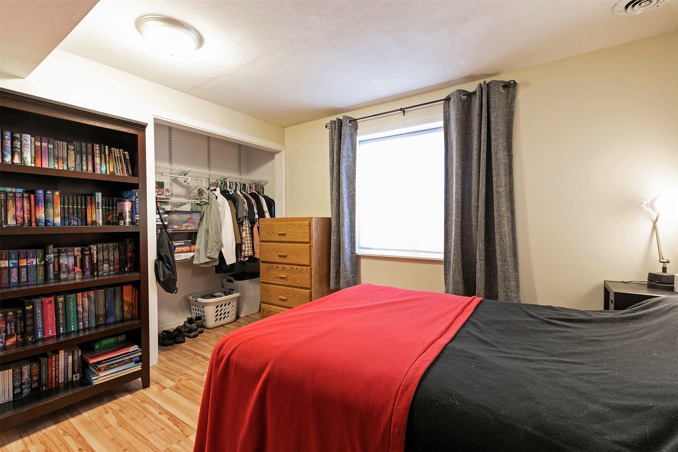 Lolo, Montana 59847, United States, 5 Bedrooms Bedrooms, ,2 BathroomsBathrooms,Residential,Pending,125199