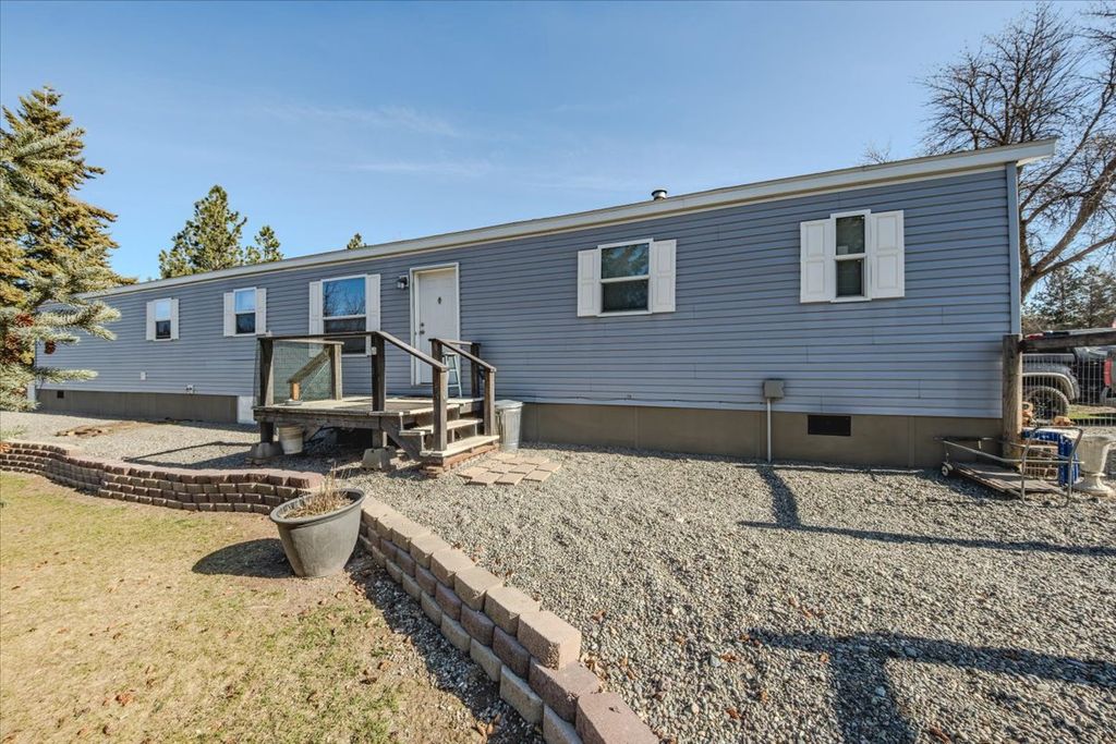 Photo of 352 Gateway Street, Rexford, MT 59930 (MLS # 30067296)