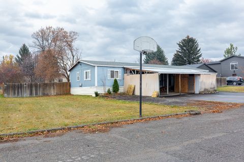 Photo of 2165 Hummingbird Drive, Missoula, MT 59808 (MLS # 30056588)