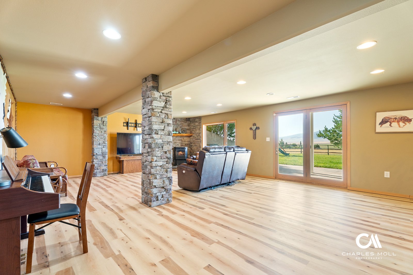 Helena, Montana 59602, United States, 5 Bedrooms Bedrooms, ,3 BathroomsBathrooms,Residential,Active,186862