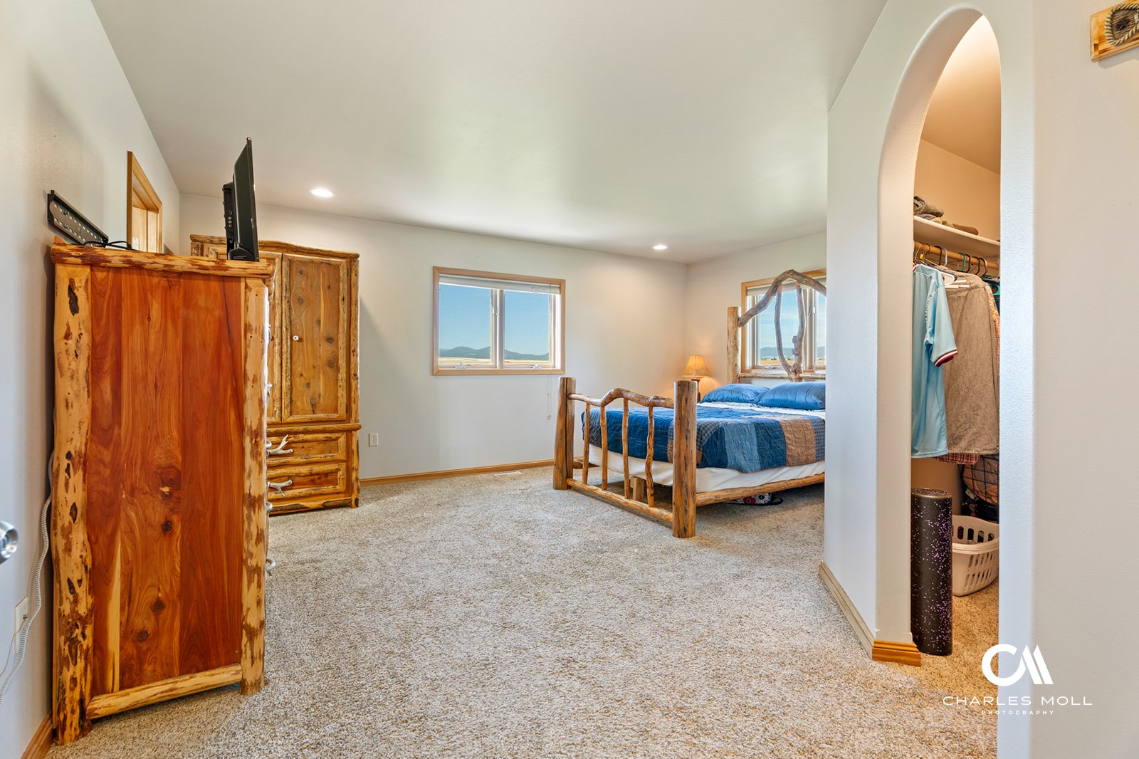 Helena, Montana 59602, United States, 5 Bedrooms Bedrooms, ,3 BathroomsBathrooms,Residential,Active,186862