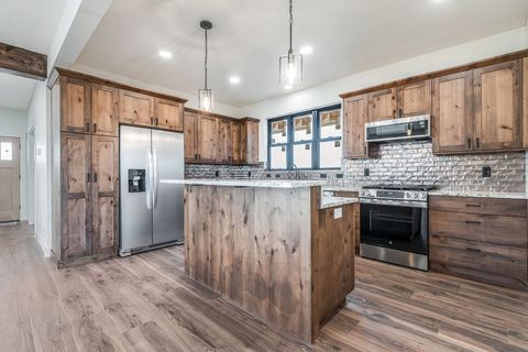 Tiny photo for 384 Jefferson Street, Kalispell, MT 59901 (MLS # 30069660)