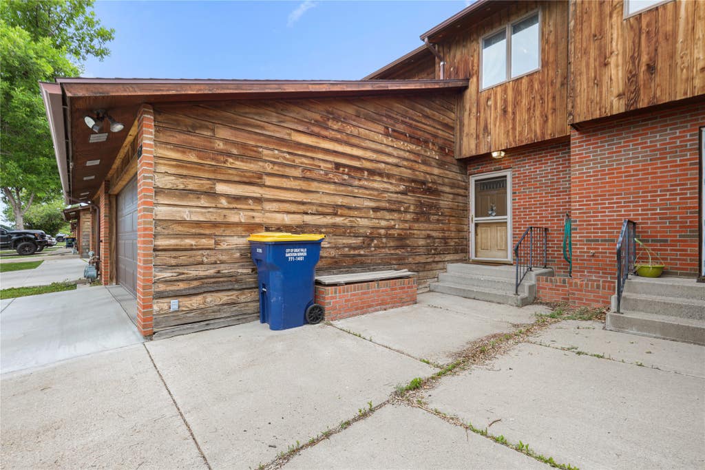 Photo of 4511 8th Avenue N, Great Falls, MT 59405 (MLS # 30073751)
