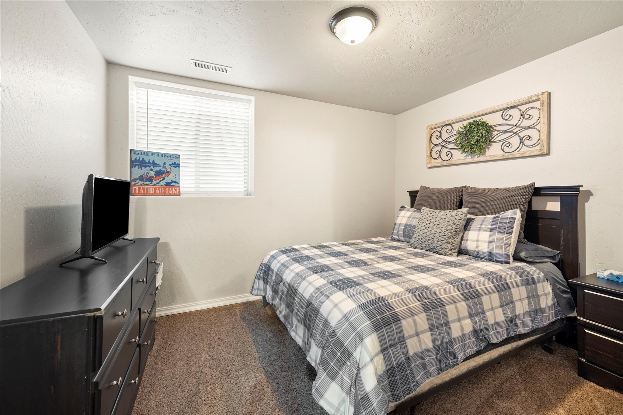 Bigfork, Montana 59911, United States, 4 Bedrooms Bedrooms, ,3 BathroomsBathrooms,Residential,Active,81807