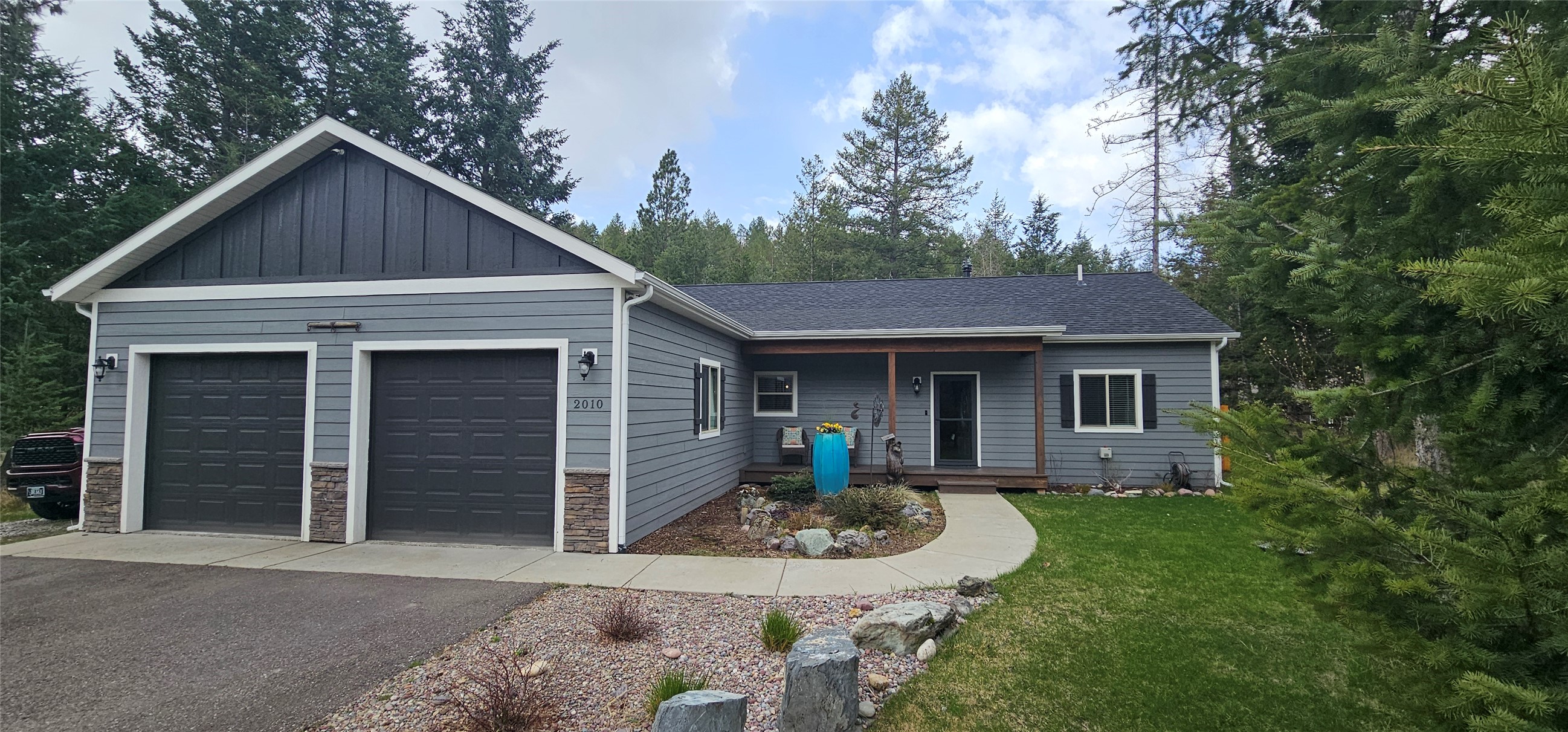 Bigfork, Montana 59911, United States, 4 Bedrooms Bedrooms, ,3 BathroomsBathrooms,Residential,Active,81807