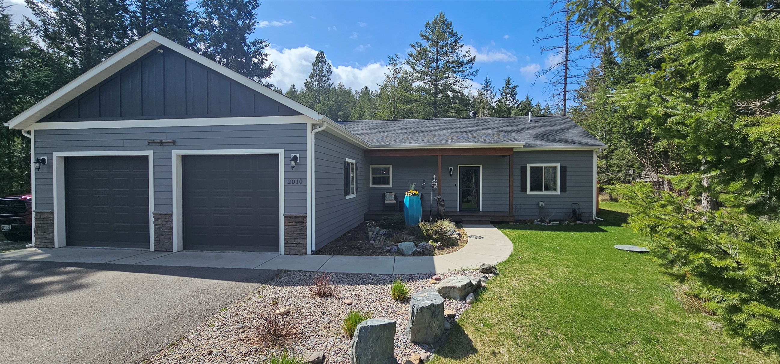 Bigfork, Montana 59911, United States, 4 Bedrooms Bedrooms, ,3 BathroomsBathrooms,Residential,Active,81807