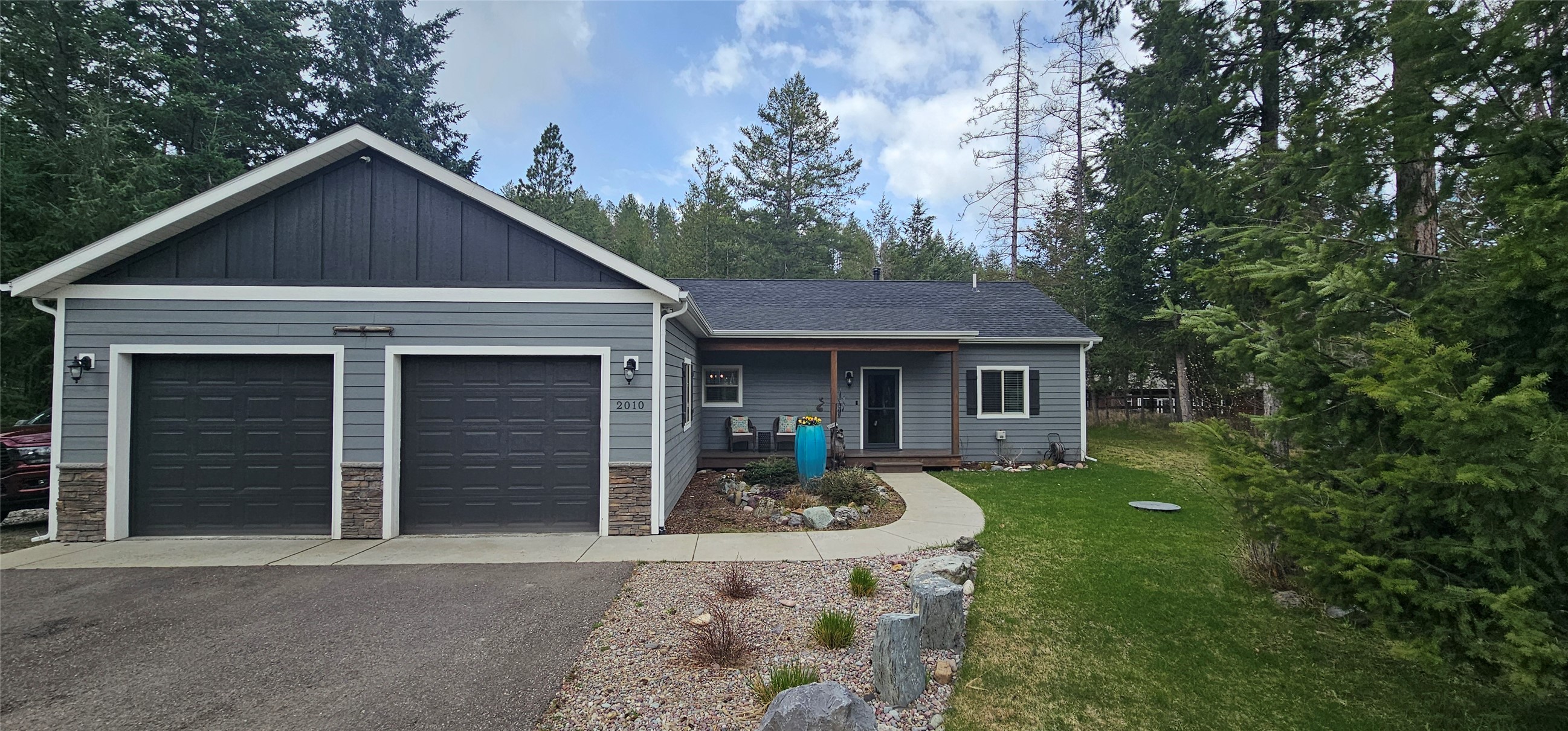 Bigfork, Montana 59911, United States, 4 Bedrooms Bedrooms, ,3 BathroomsBathrooms,Residential,Active,81807