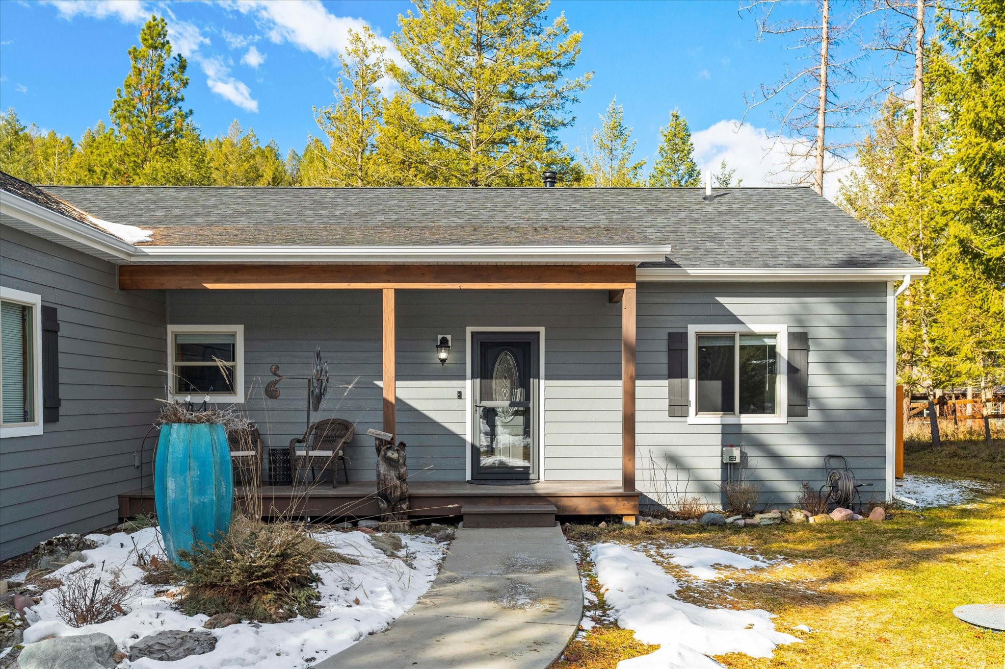 Bigfork, Montana 59911, United States, 4 Bedrooms Bedrooms, ,3 BathroomsBathrooms,Residential,Active,81807