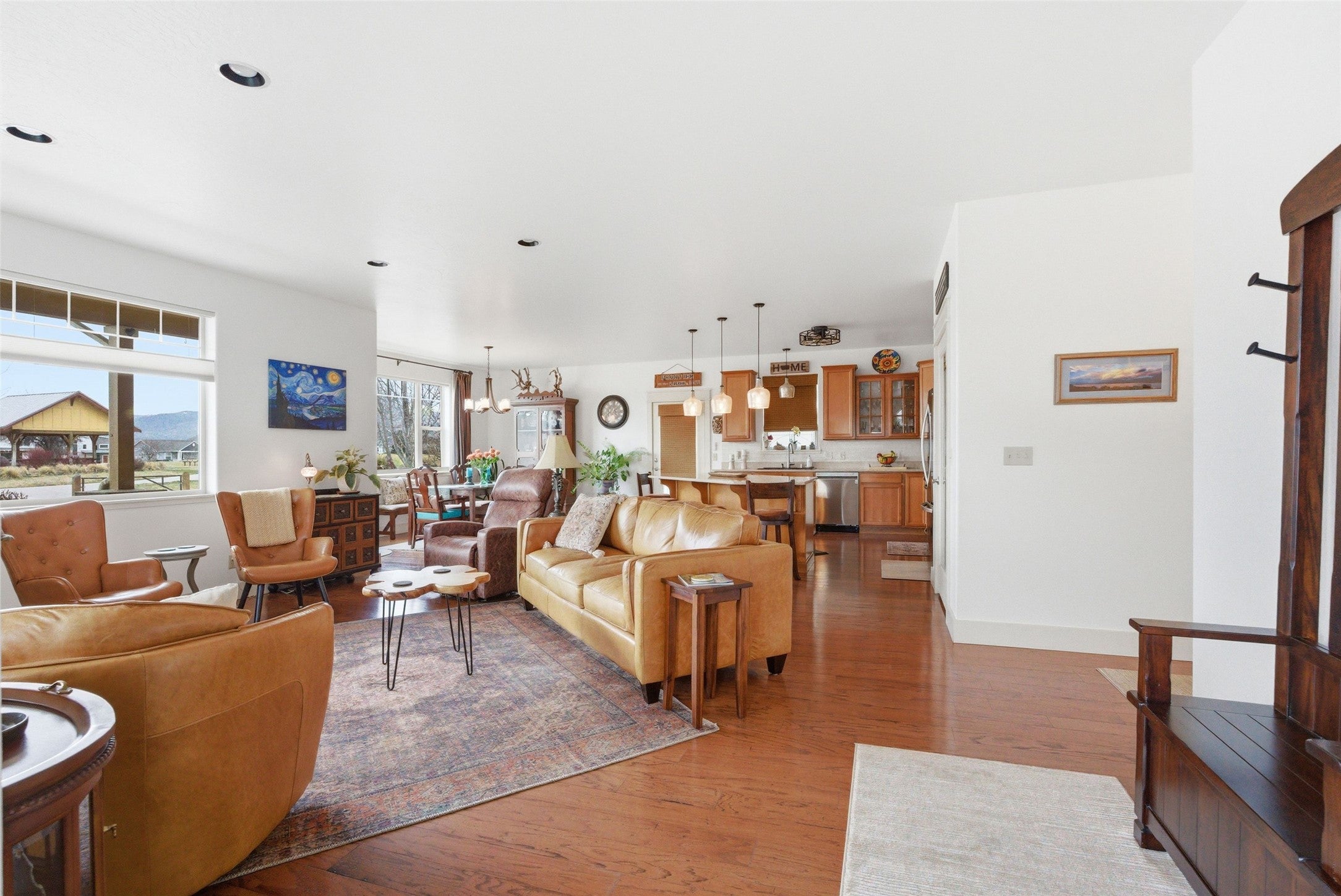 2525 Riata Road