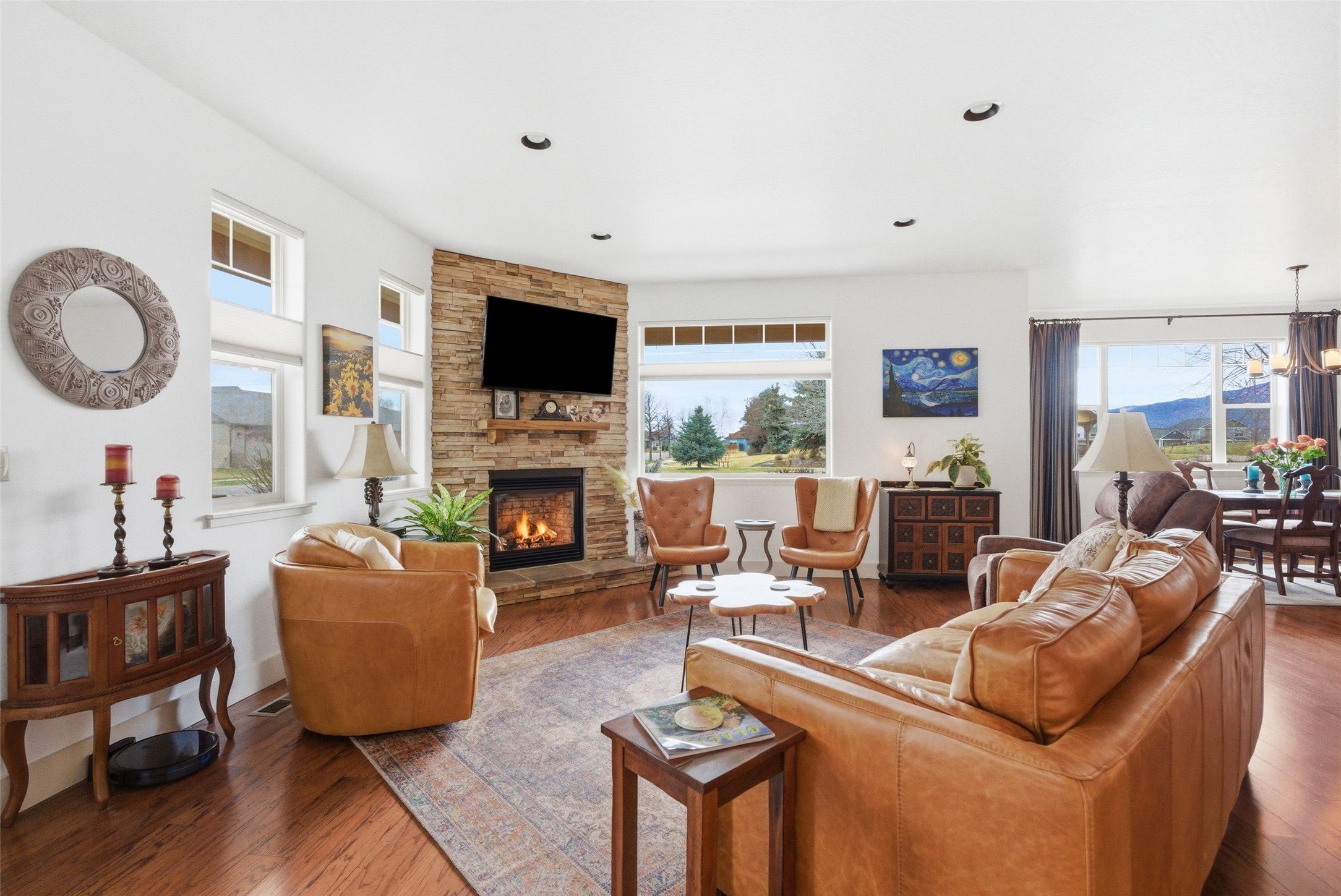 2525 Riata Road
