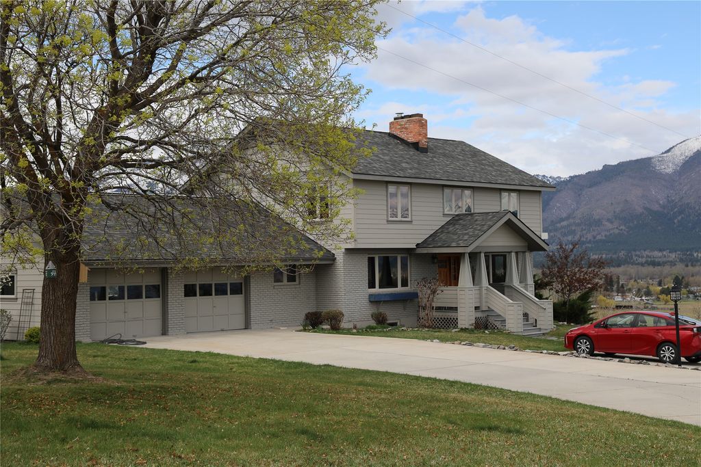 Photo of 381 Sky West Lane, Hamilton, MT 59840 (MLS # 30065326)