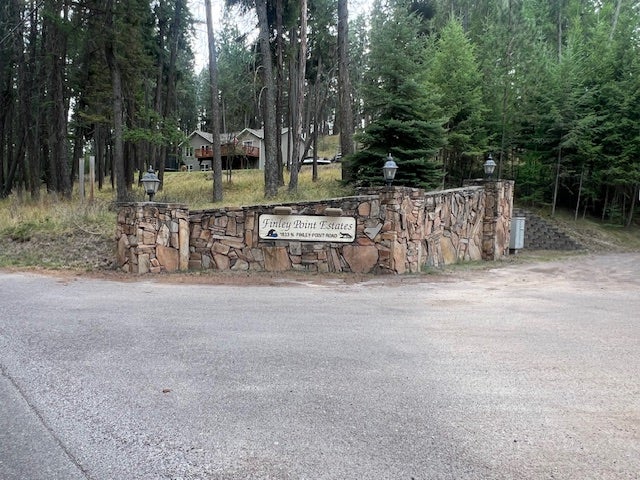 300 Lynx Drive