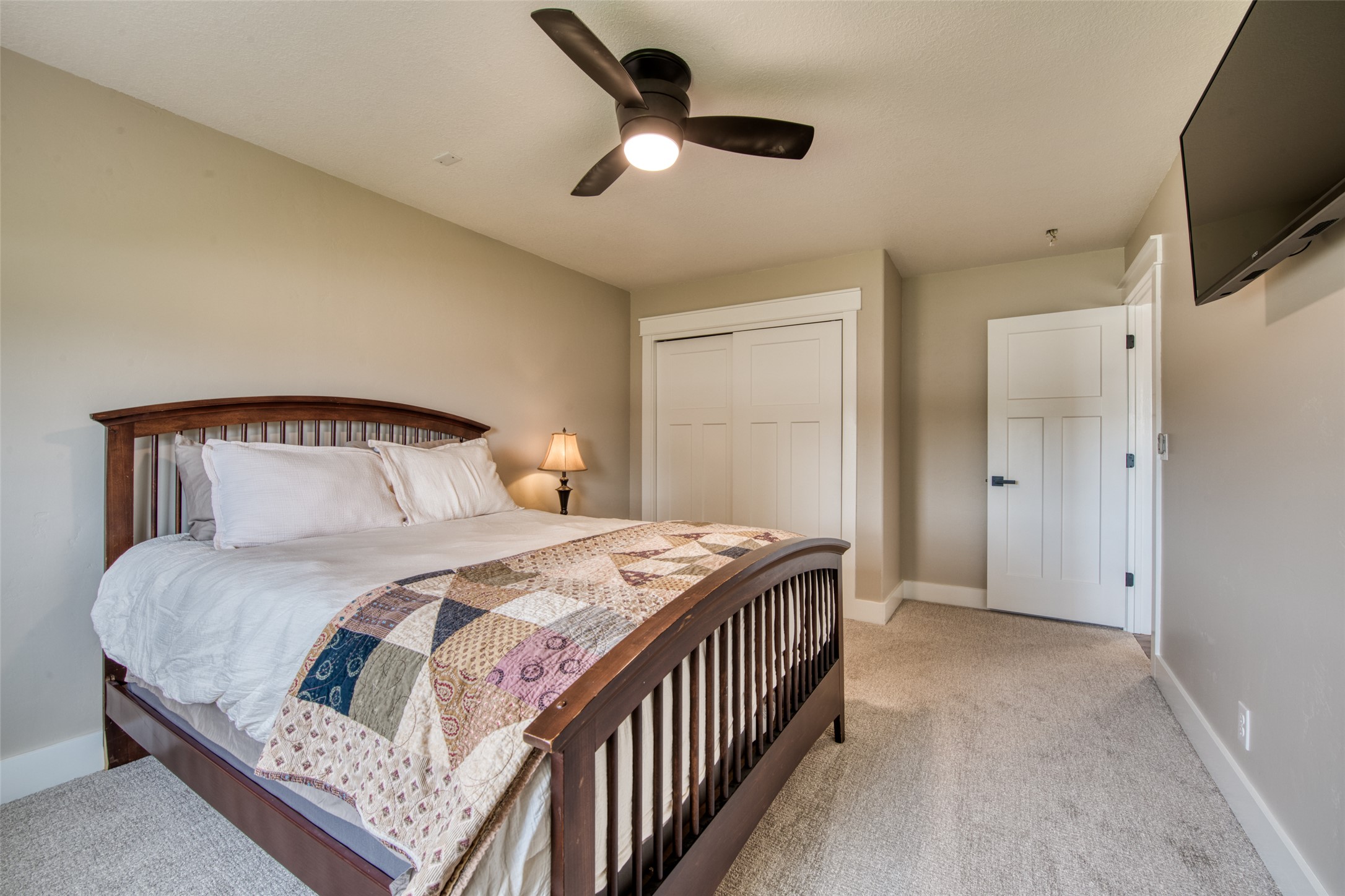 Hamilton, Montana 59840, United States, 3 Bedrooms Bedrooms, ,2 BathroomsBathrooms,Residential,Active,221208