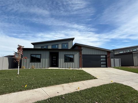 Photo of 3419 Baneberry Lane, Kalispell, MT 59901 (MLS # 30060081)