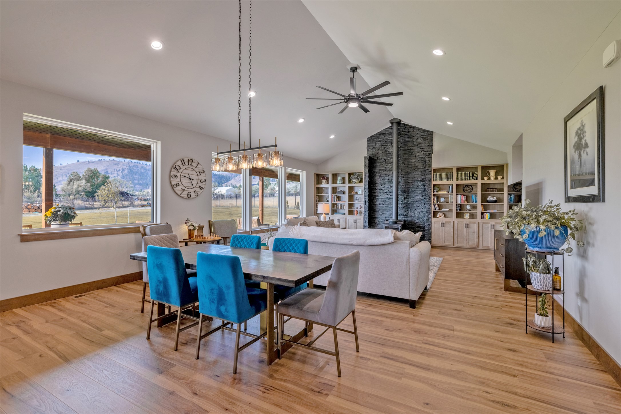 6760 Scratchgravel Drive