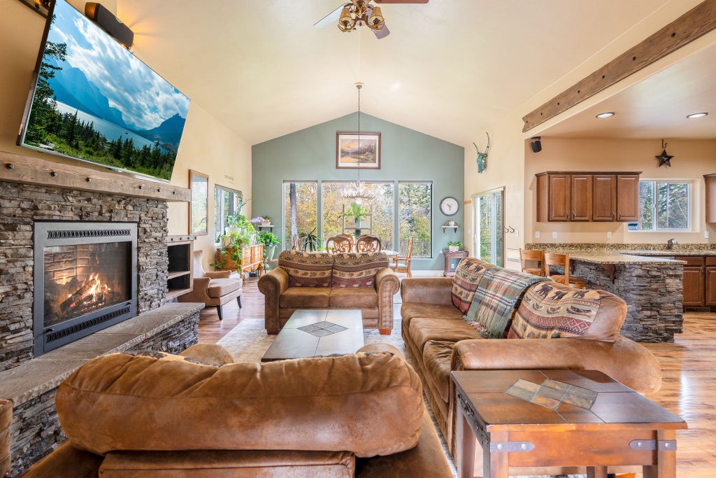 Photo of 508 Soaring Pines Trail, Kalispell, MT 59901 (MLS # 30079412)