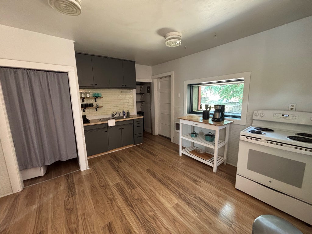 Photo of 1115-1117 W Park Street, Butte, MT 59701 (MLS # 30076040)