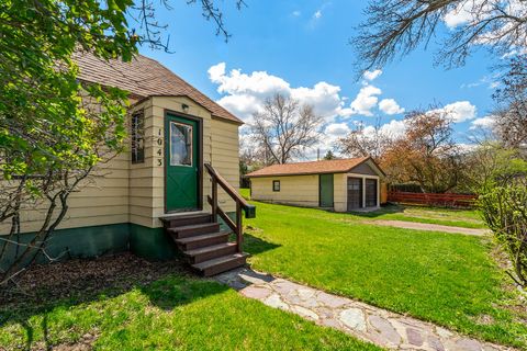 Photo of 1043 5th Avenue, Helena, MT 59601 (MLS # 30070055)