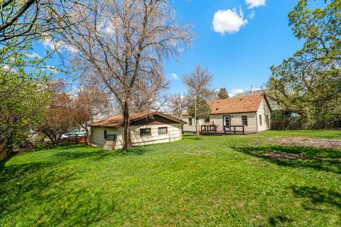 Tiny photo for 1043 5th Avenue, Helena, MT 59601 (MLS # 30070055)