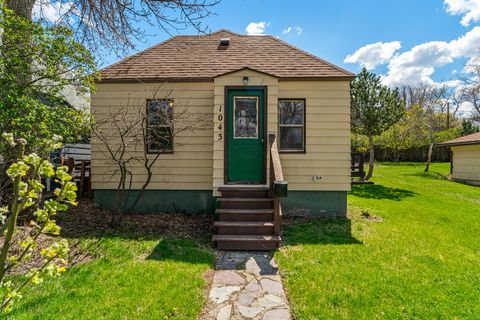 Tiny photo for 1043 5th Avenue, Helena, MT 59601 (MLS # 30070055)