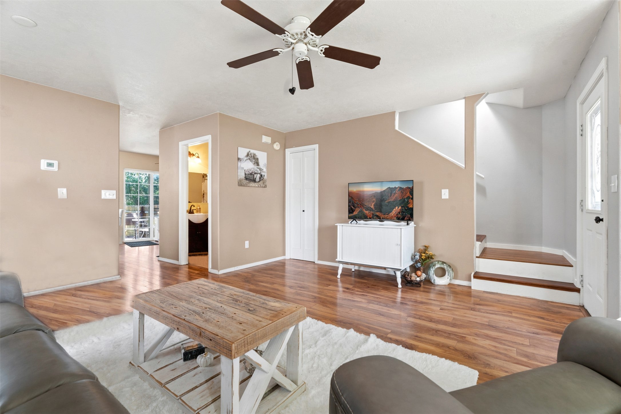 315 S 6th Street