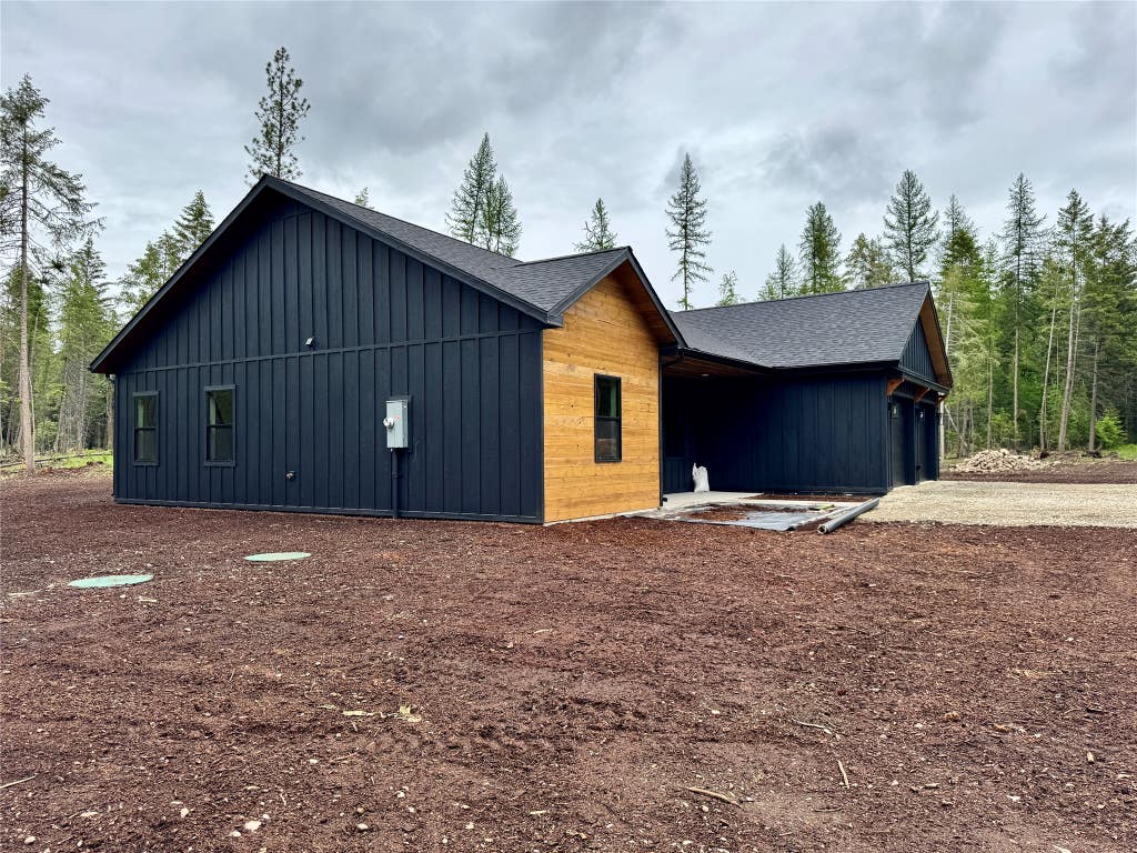 Photo of 312 Lodge Pole Way, Libby, MT 59923 (MLS # 30072079)