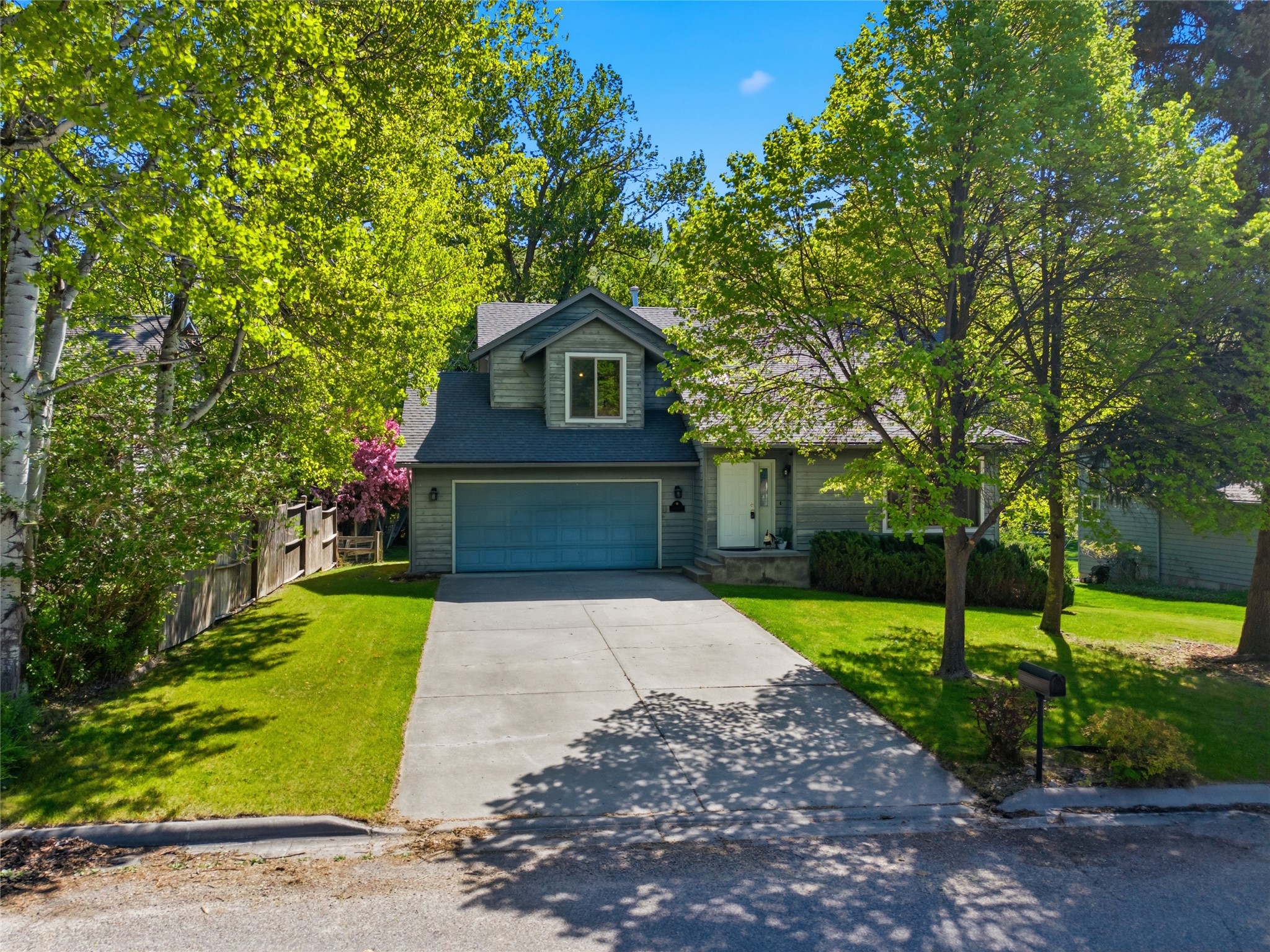 5434 Prospect Drive