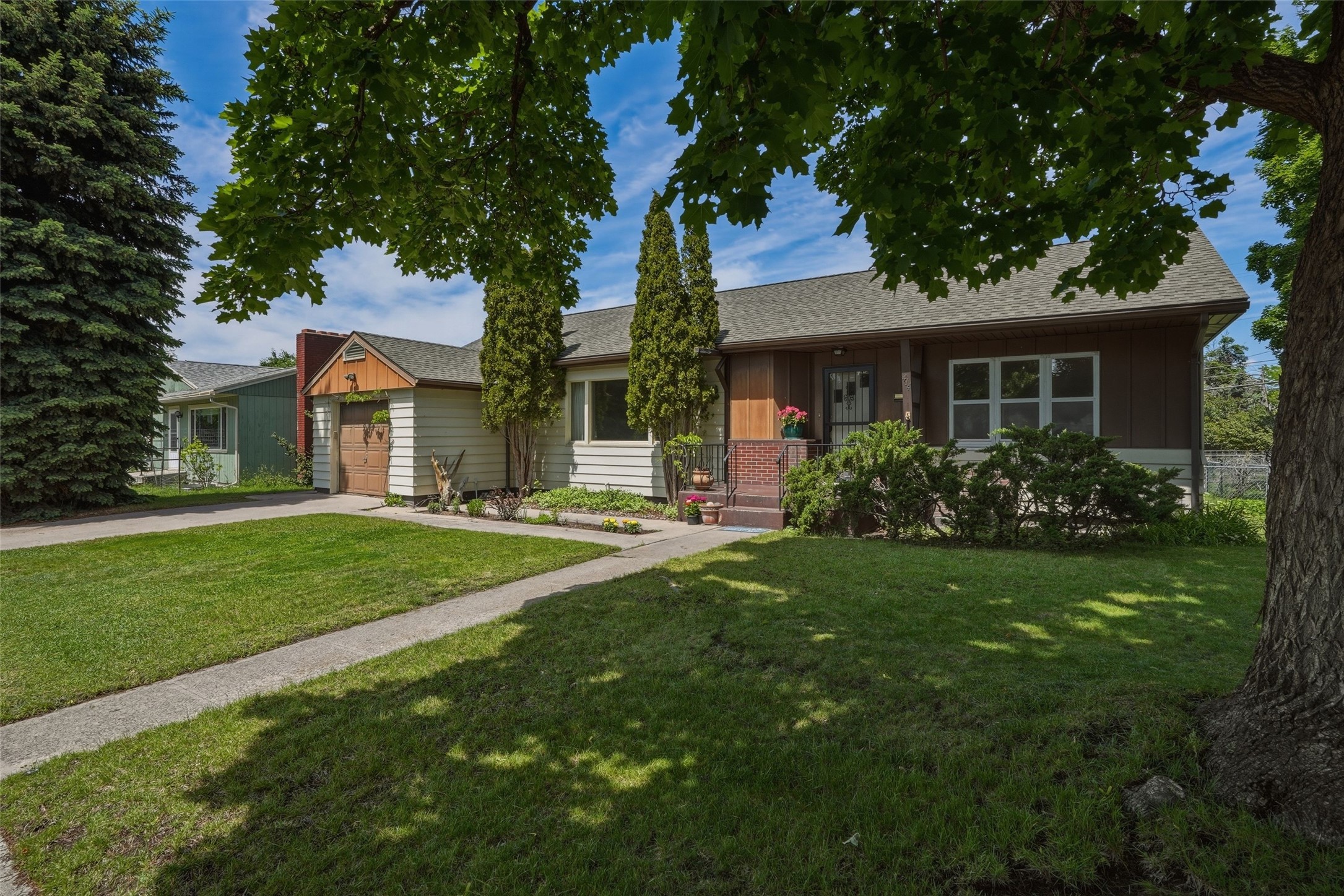 414 Burlington Avenue
