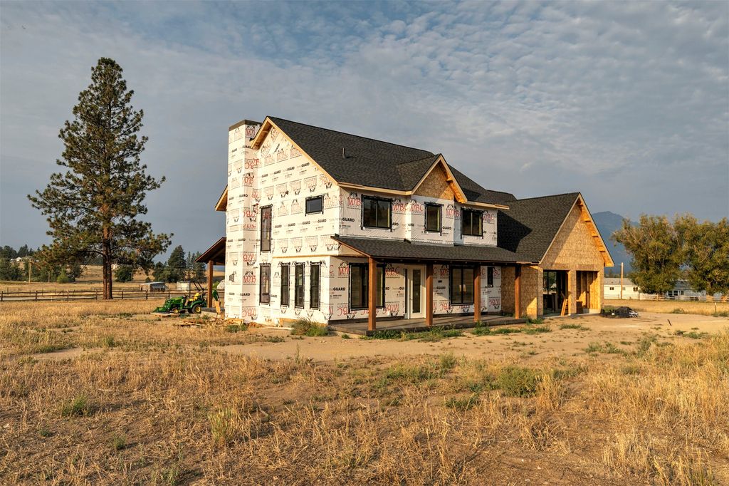 Photo of 201 Barnwood Way, Stevensville, MT 59870 (MLS # 30058040)